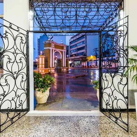 Hotel Dorado Plaza Centro Historico Cartagena Екстер'єр фото
