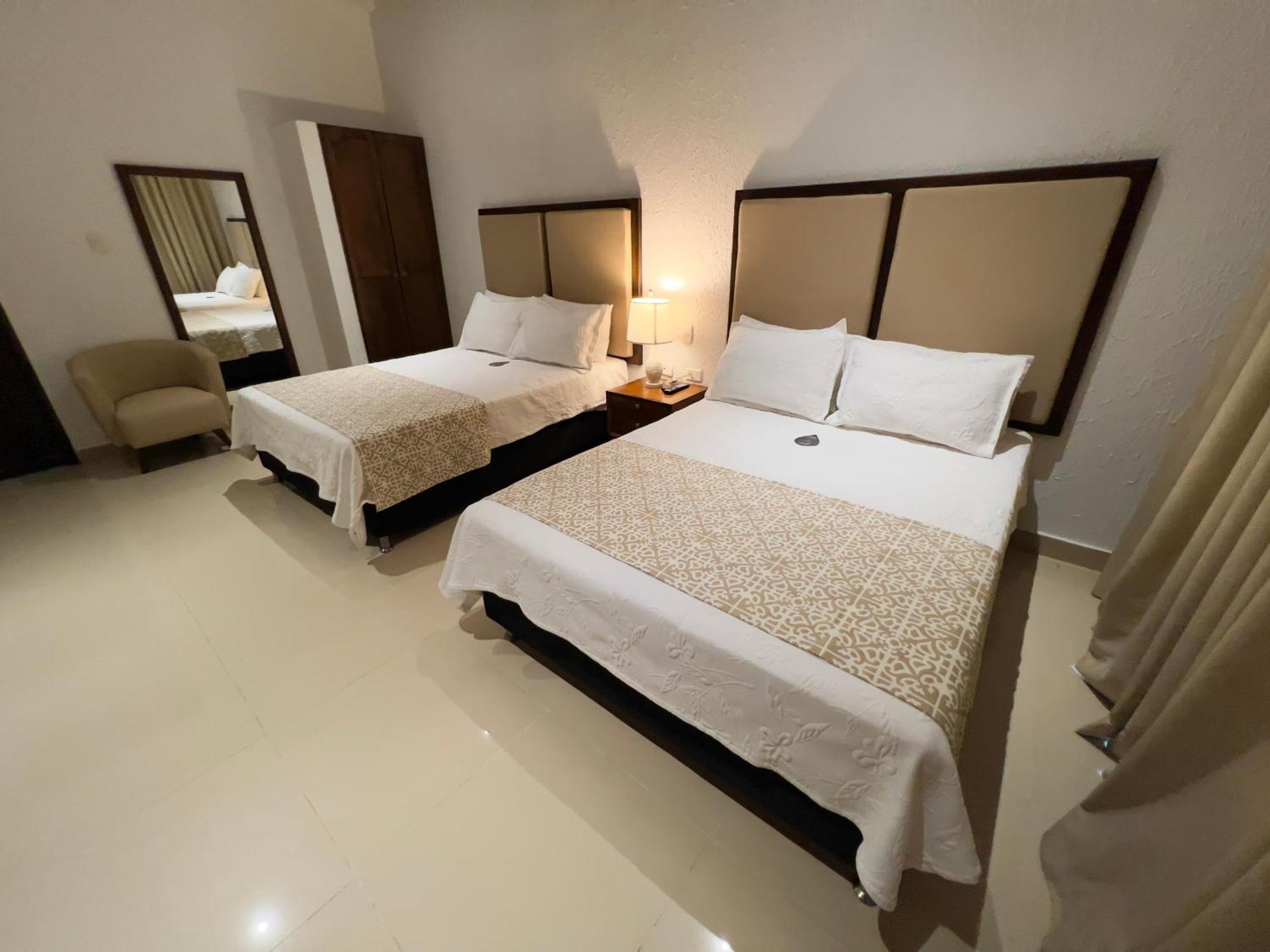 Hotel Dorado Plaza Centro Historico Cartagena Екстер'єр фото